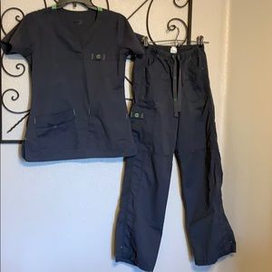 WonderWinks wonderflex scrub set XS